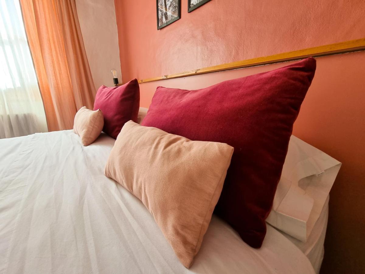 Hosteria Las Lucarnas San Martín de los Andes Екстериор снимка