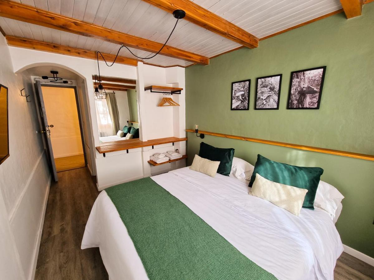 Hosteria Las Lucarnas San Martín de los Andes Екстериор снимка