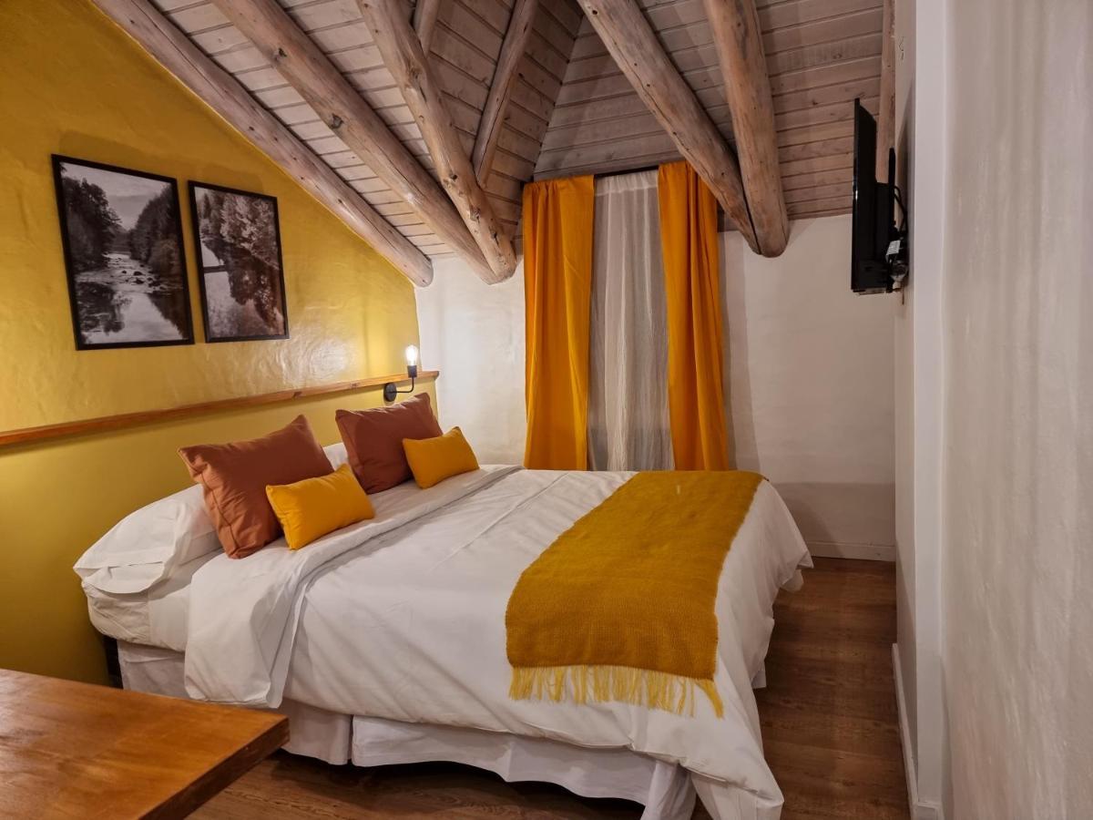 Hosteria Las Lucarnas San Martín de los Andes Екстериор снимка